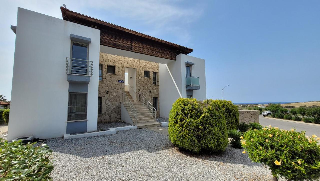 Sea And Mountain View Beachfront Penthouse Yali Exterior foto